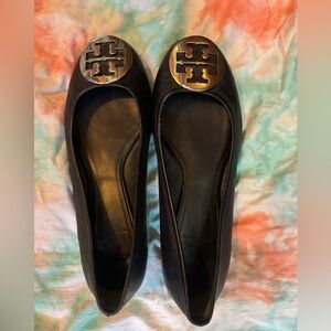 Tori Burch ballet flats black size 9 barley worn